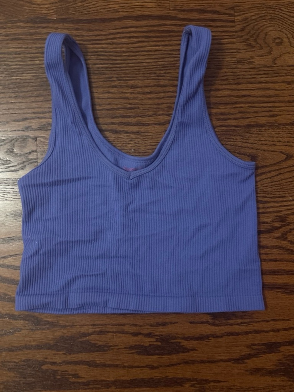 Journee Collection Ribbed V-Neck Cropped Tank - Purple